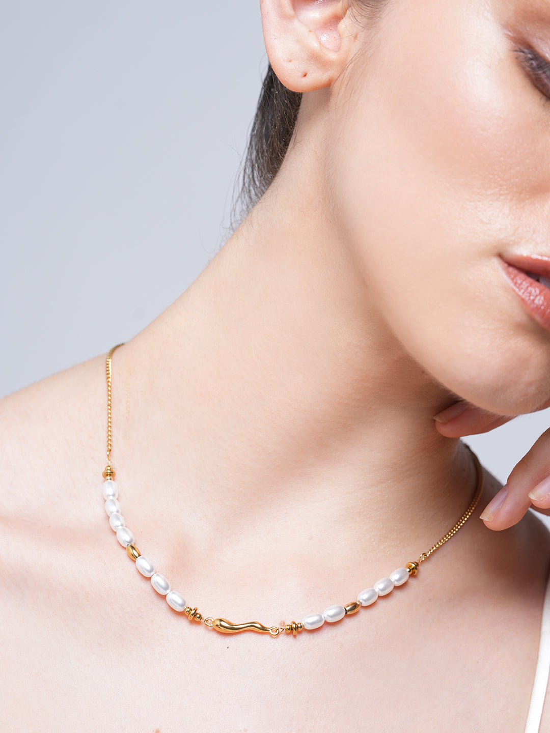 Glass Pearl Oval Pearl Necklace
