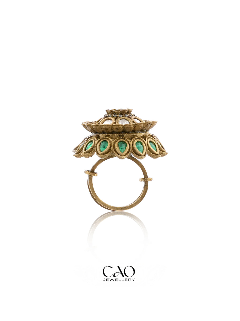 Emerald Noor Ring