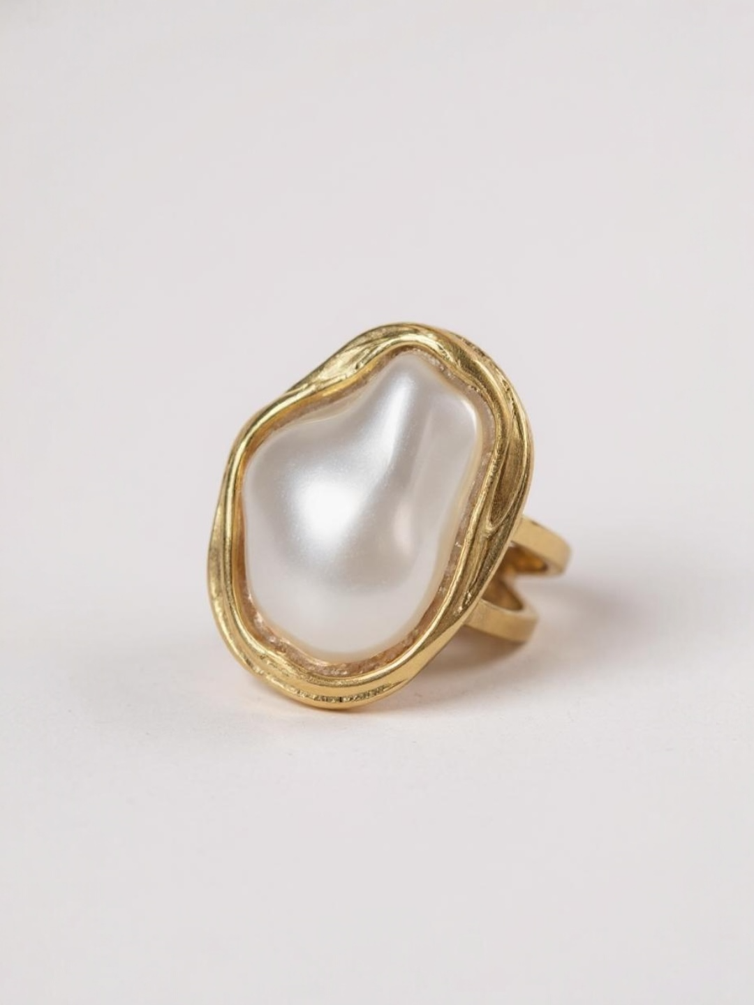 Big Baroque Pearl Open Ring