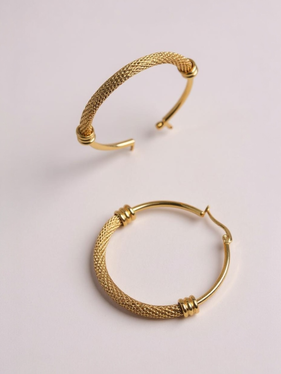 Half Mesh Round Hoops