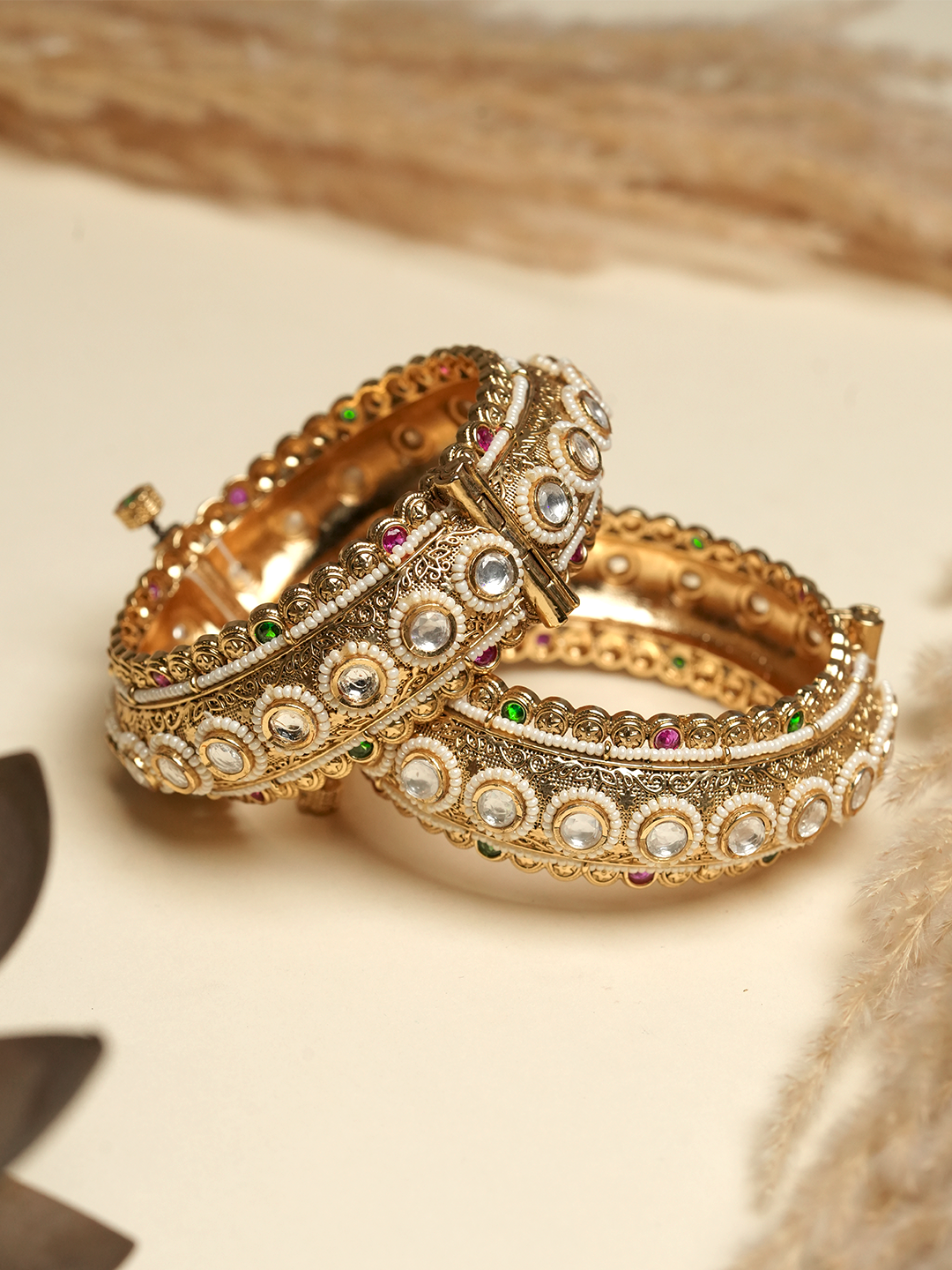 Heavy Round Kundan Bangles