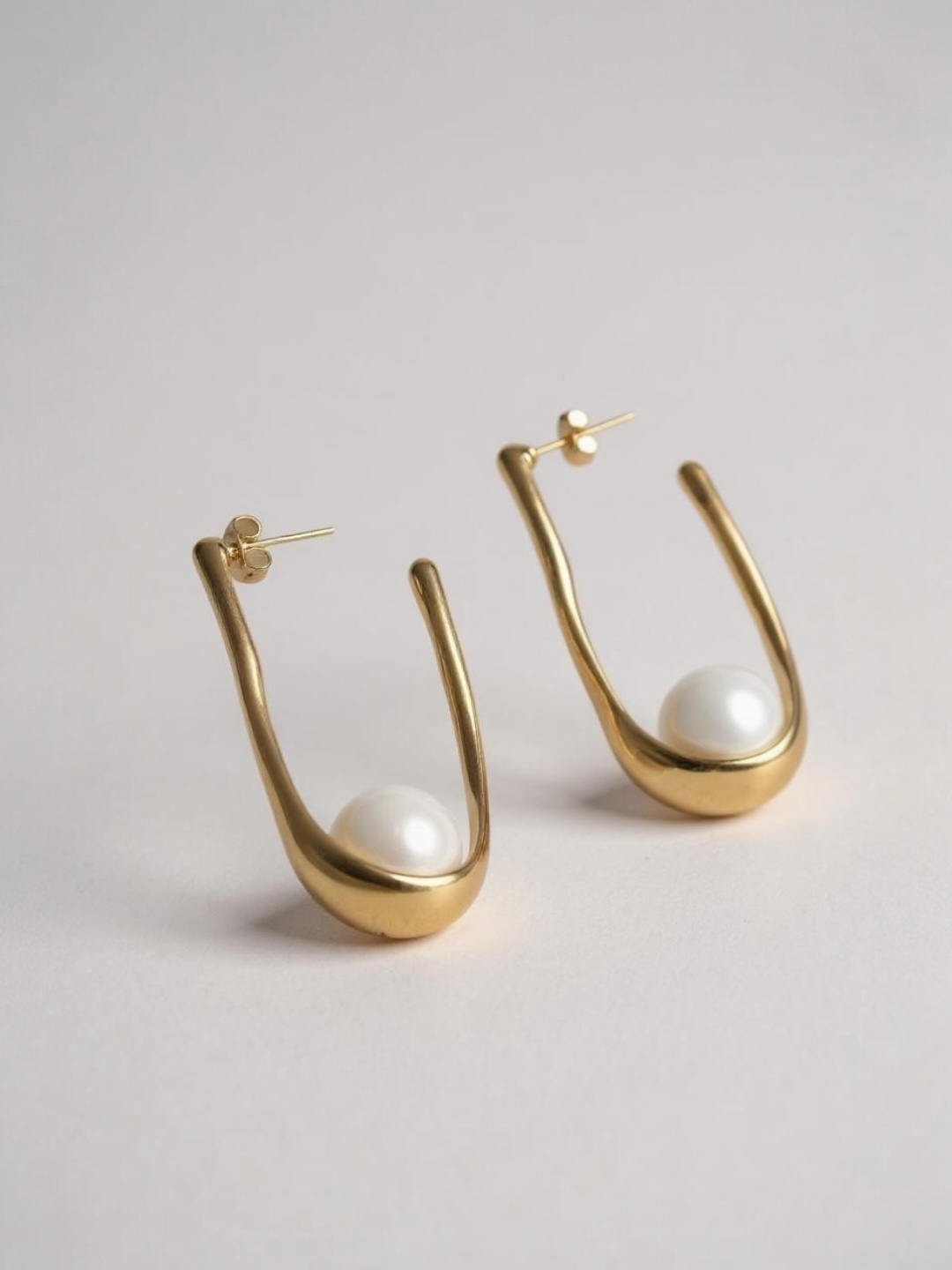 Pearls Geometric Huggie Earrings