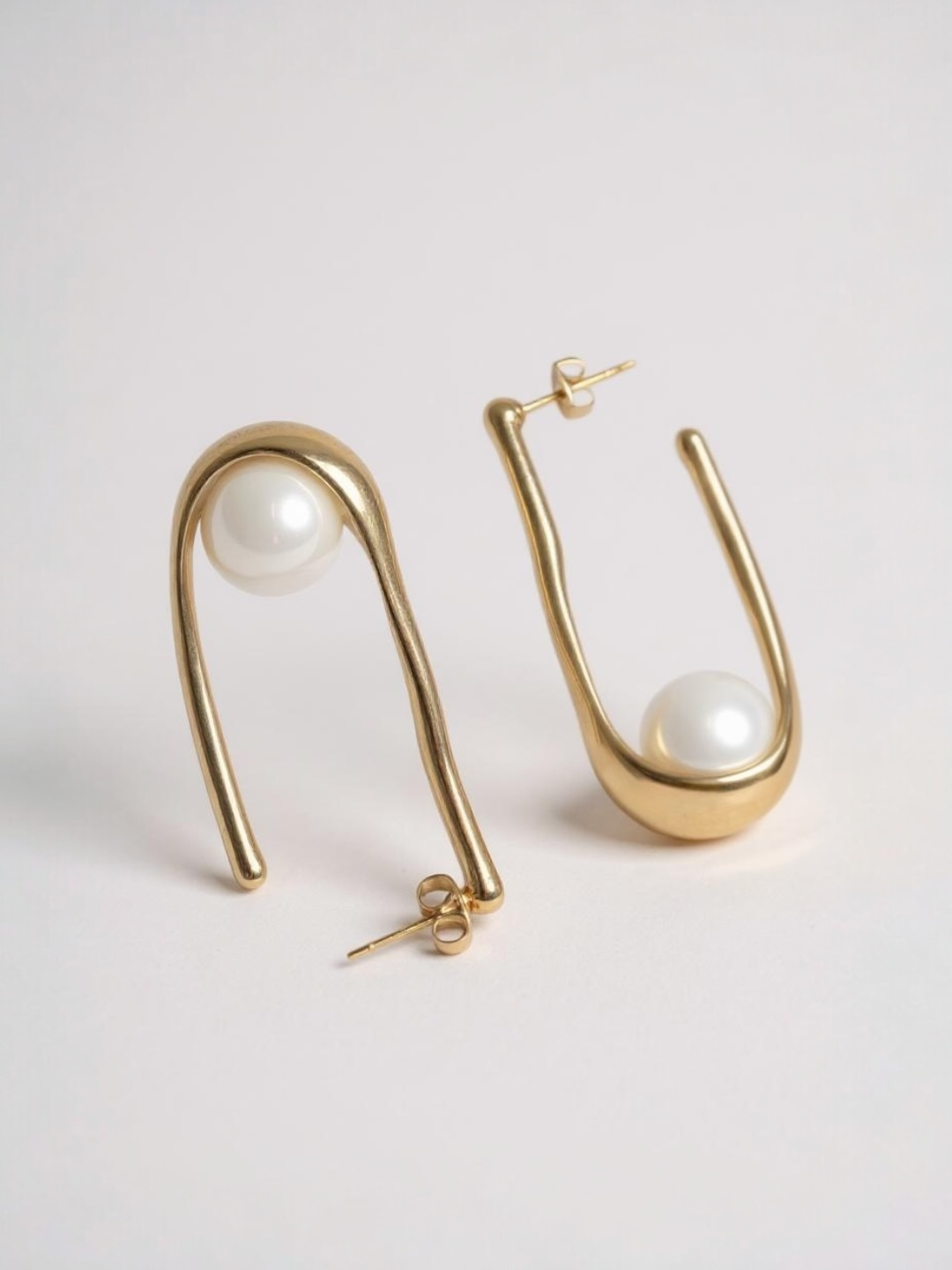 Pearls Geometric Huggie Earrings