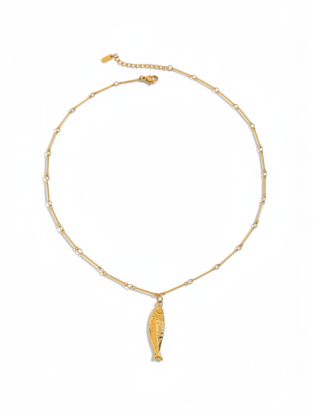 Chic Lucky Fish Charm Necklace