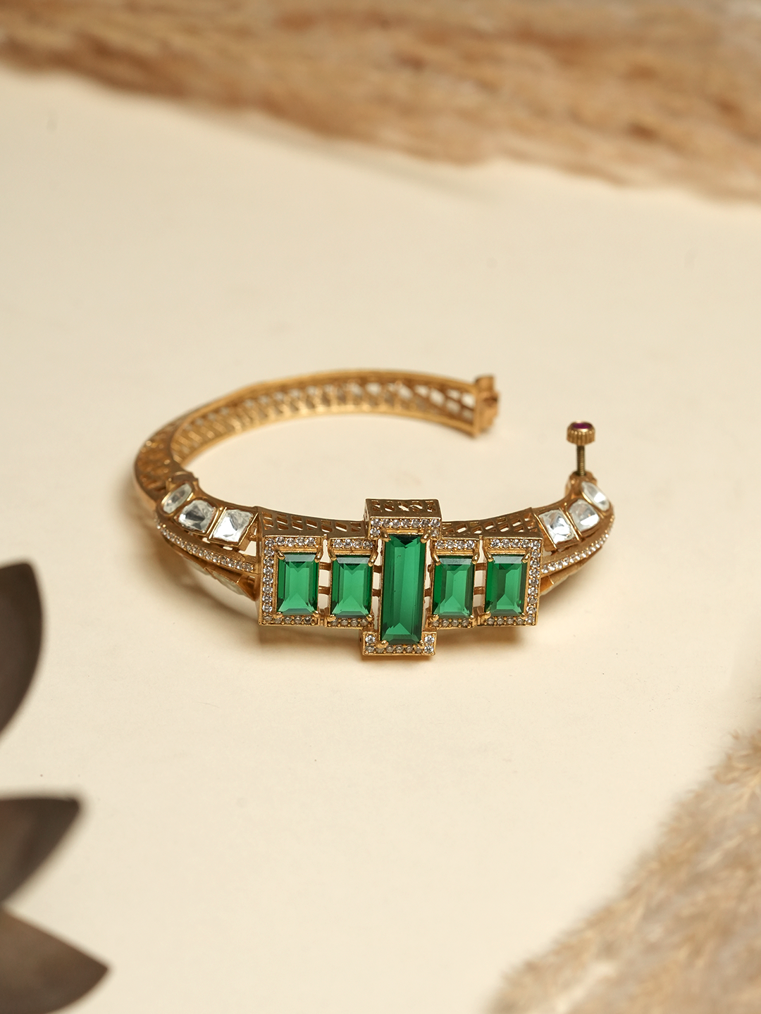 Designer Green Colored Kundan Bracelet