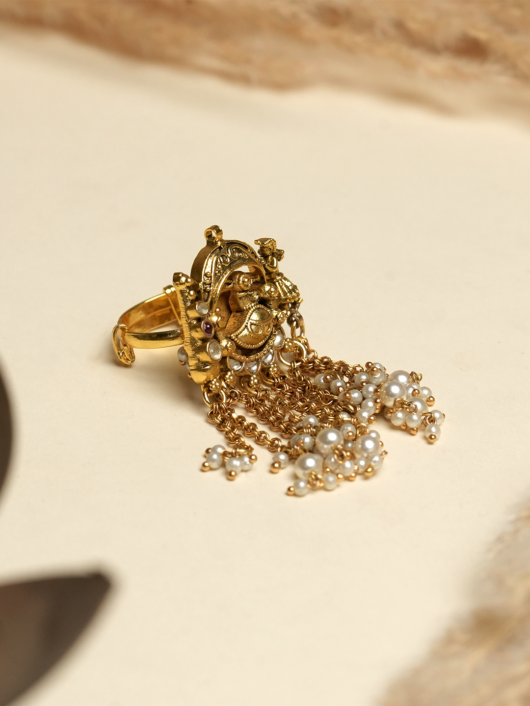 Heavy Heritage Ring