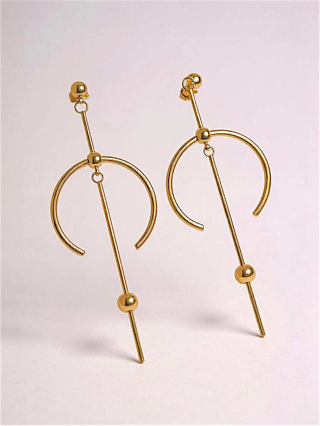 Circle Line Dangle Earrings