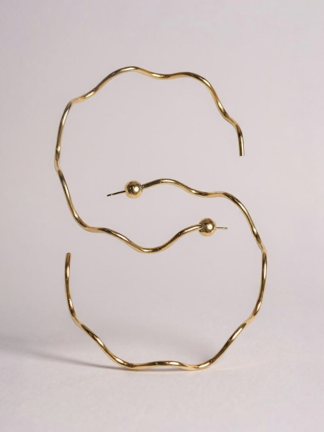 Wave CC Hoop Earrings