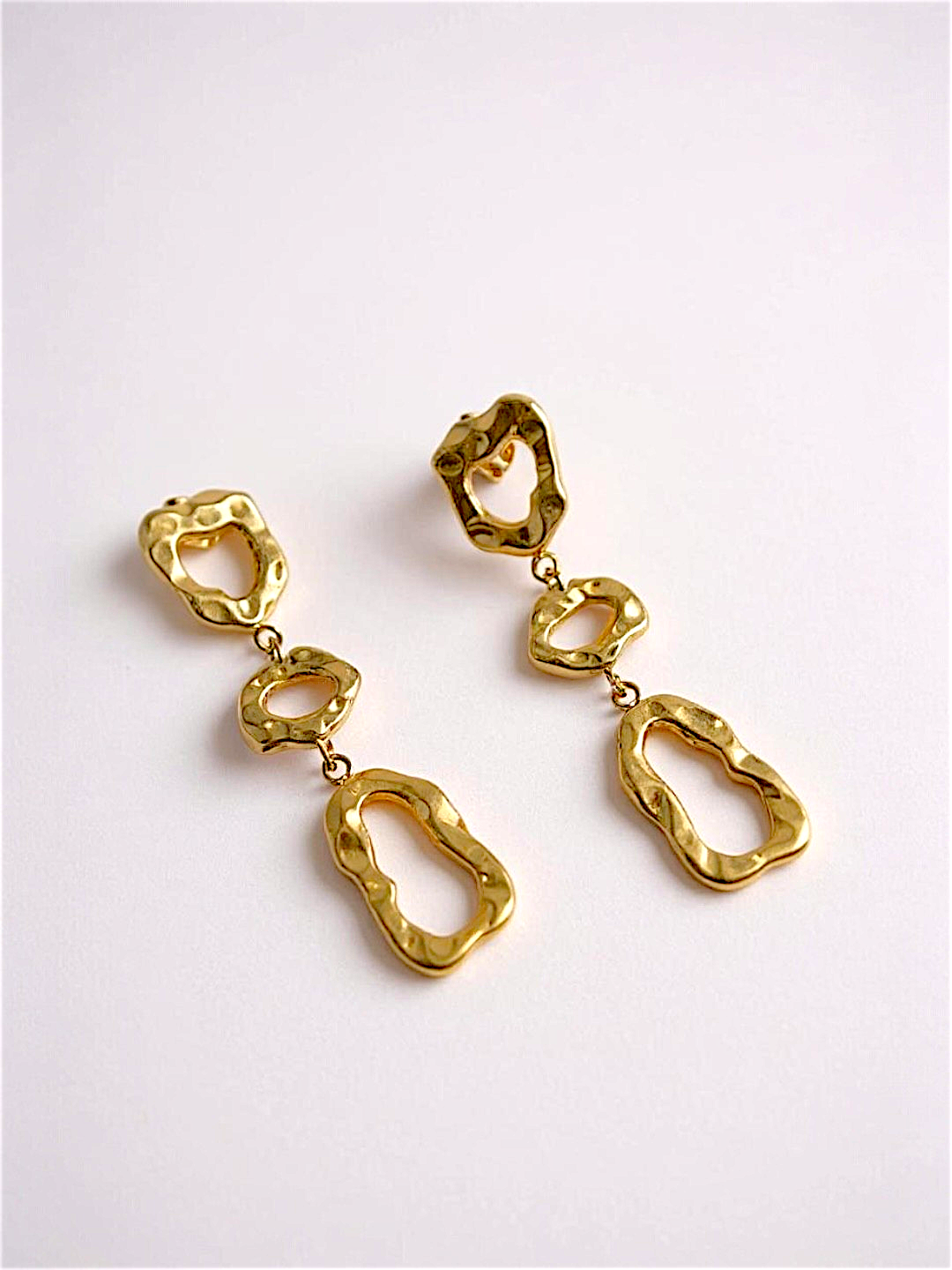 Hollow Temperament Drop Earrings