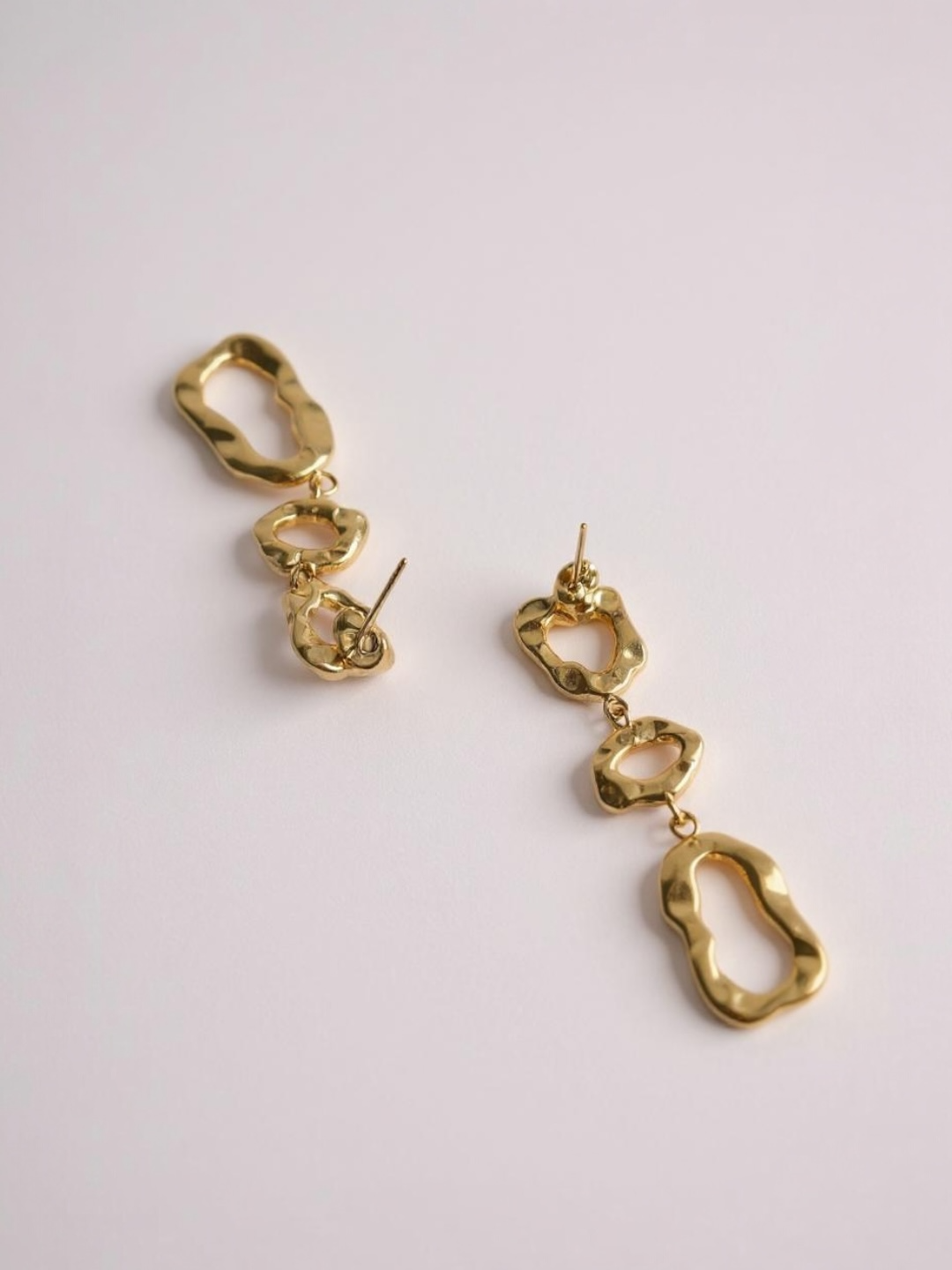 Hollow Temperament Drop Earrings