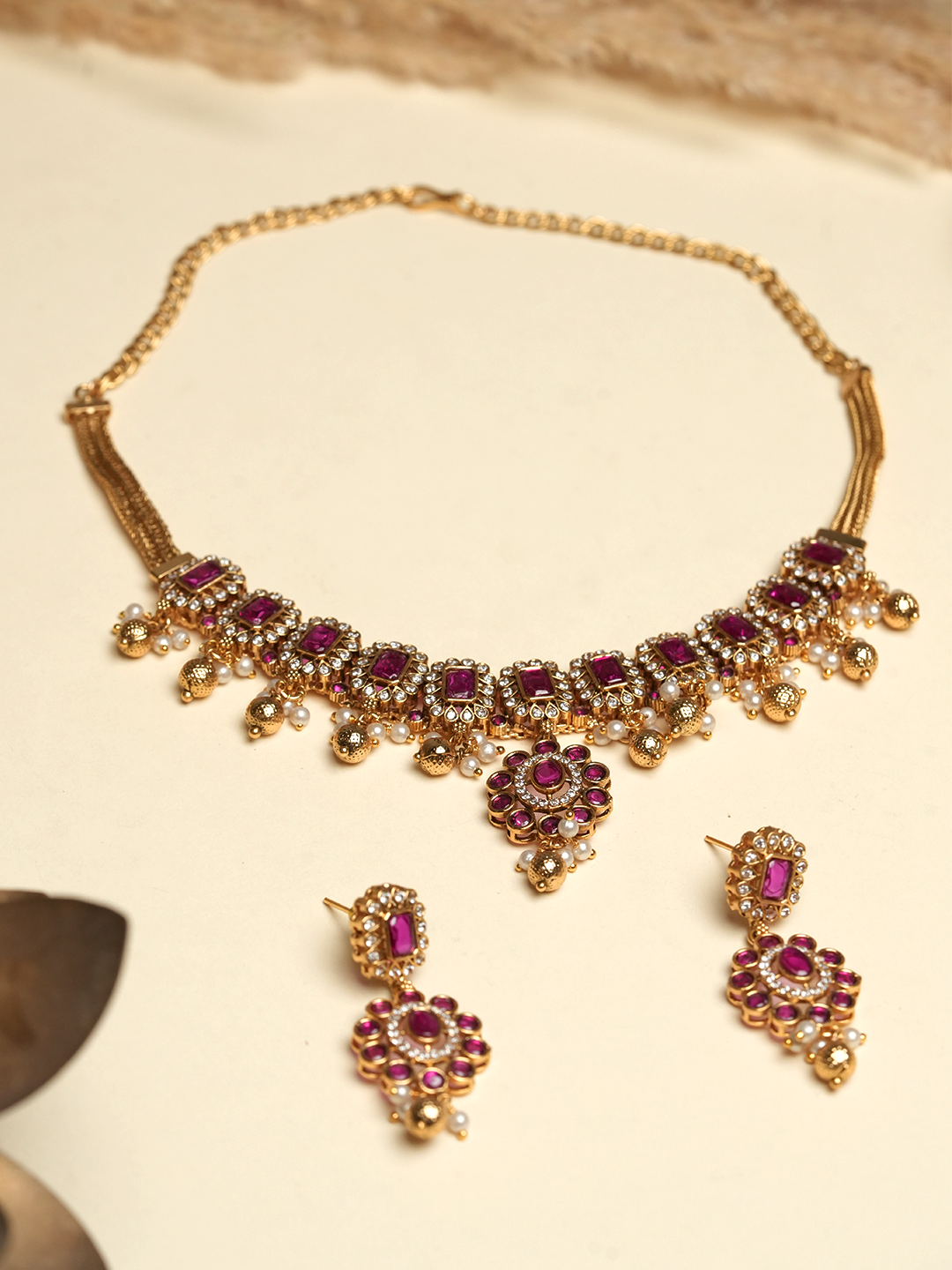 Sleek Pink Necklace
