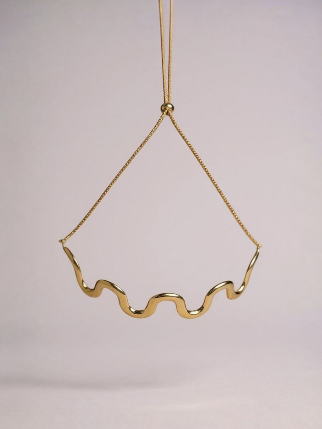 Curve Choker Necklace
