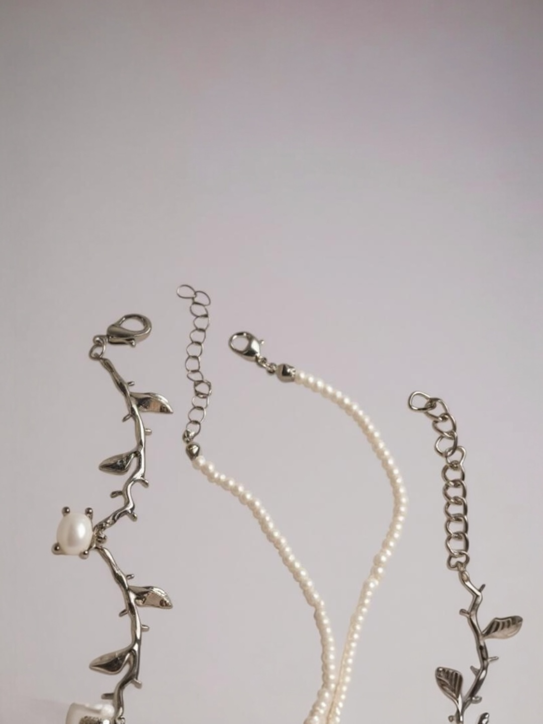Light Luxury Beaded Stacked Flower Collarbone Necklace