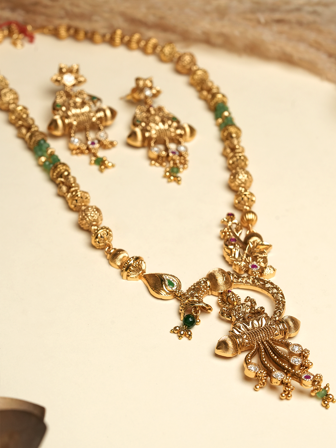 Premium Lakshmi Antique Pendant Set