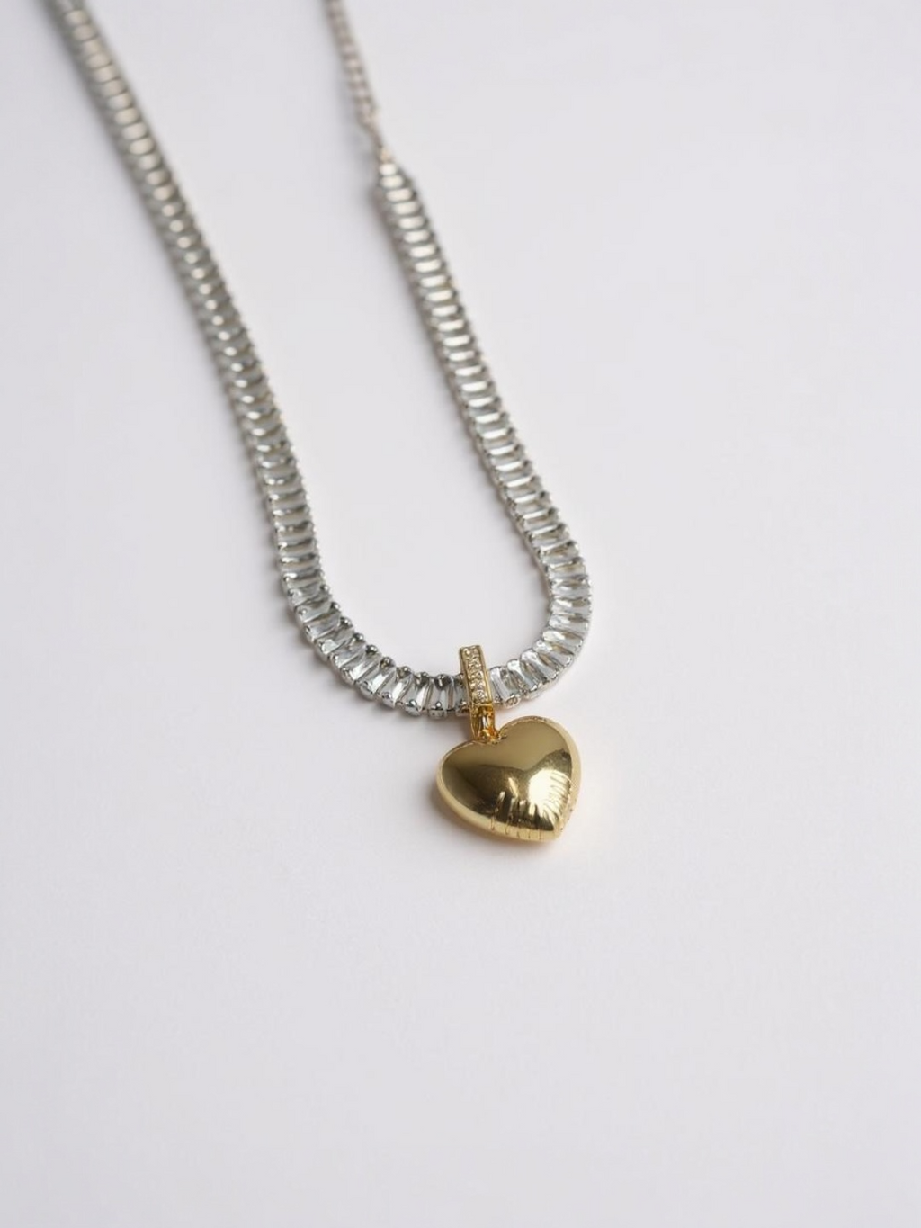 Mossanite Chain Heart Pendant Necklace