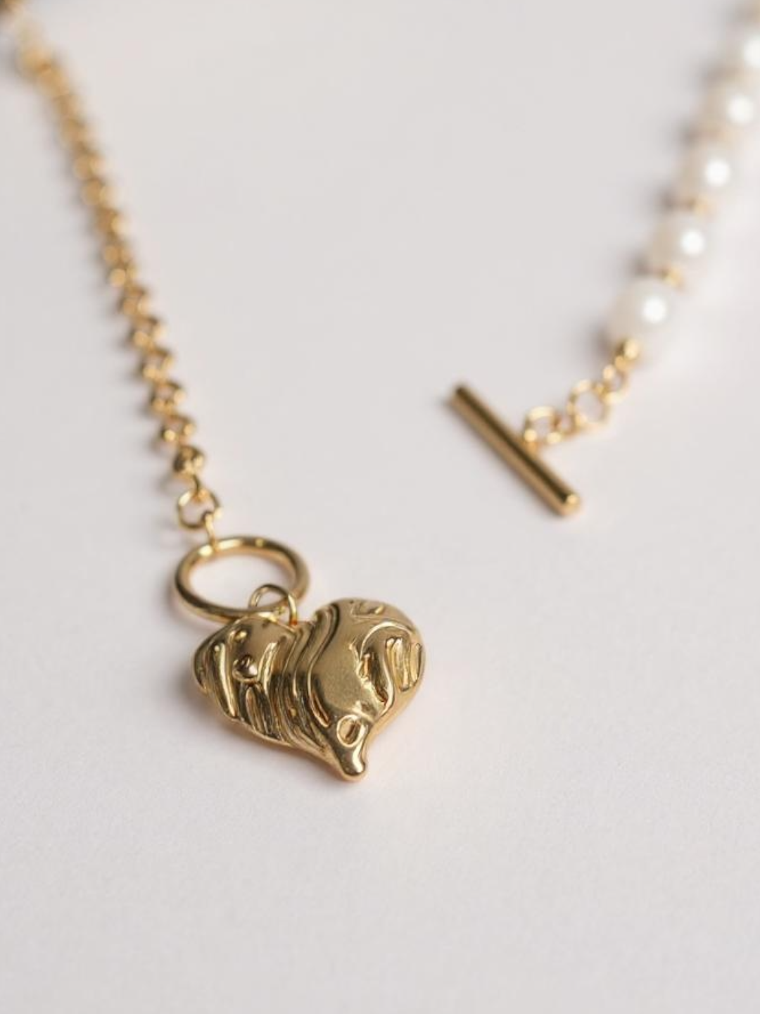 Elegant Baroque Heart Pendant Statement Necklace