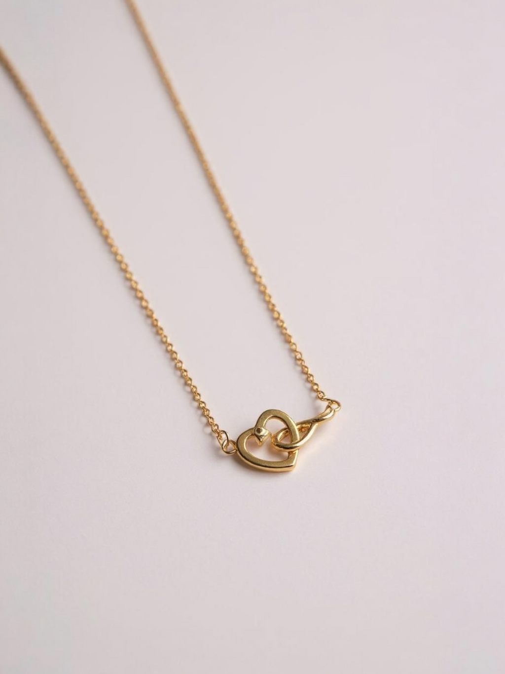 Zircon Heart Pendant Necklace