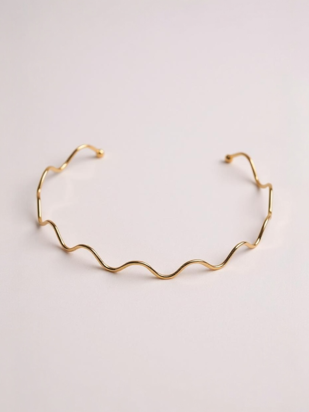 Irregular Collar Wavy Neck Choker
