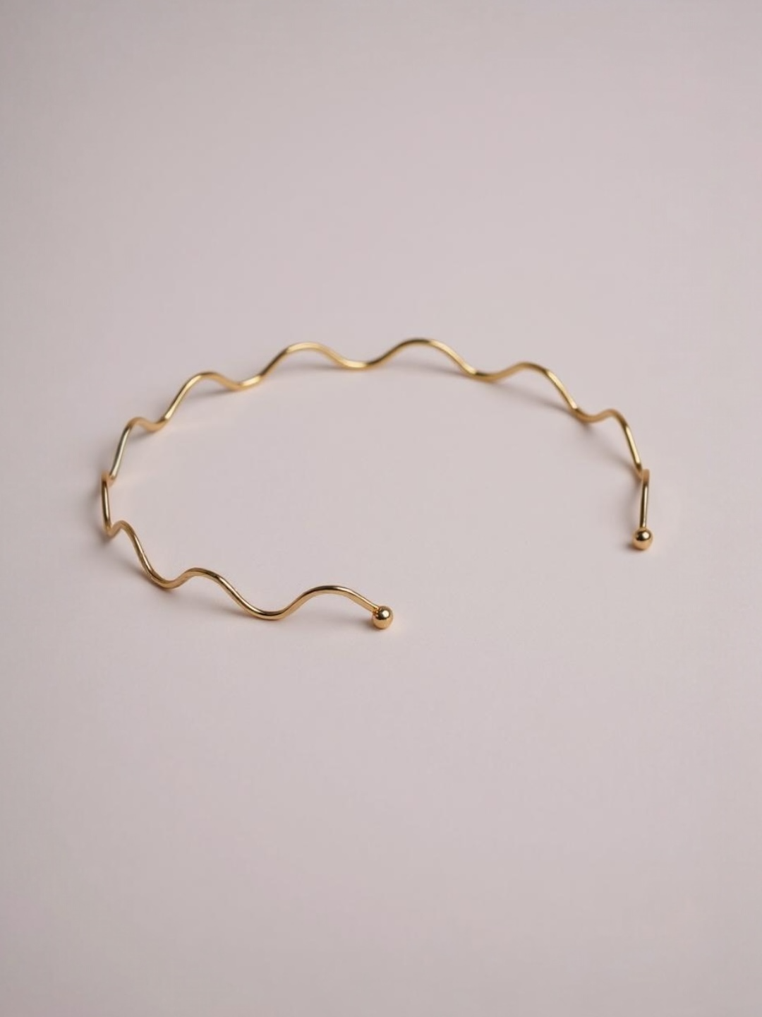 Irregular Collar Wavy Neck Choker