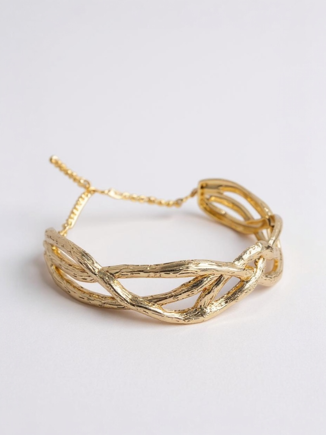 Hammered Statement Choker