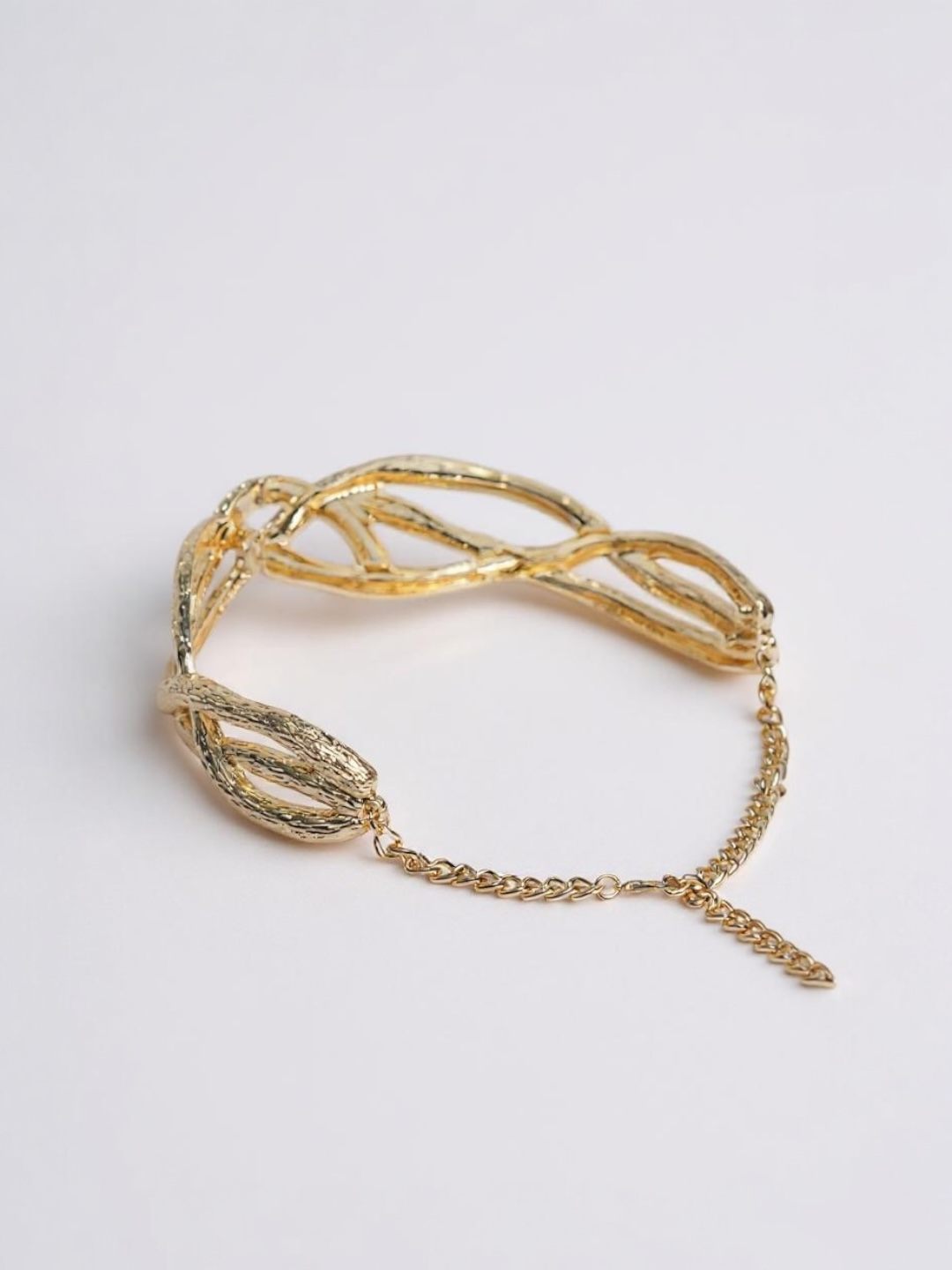 Hammered Statement Choker