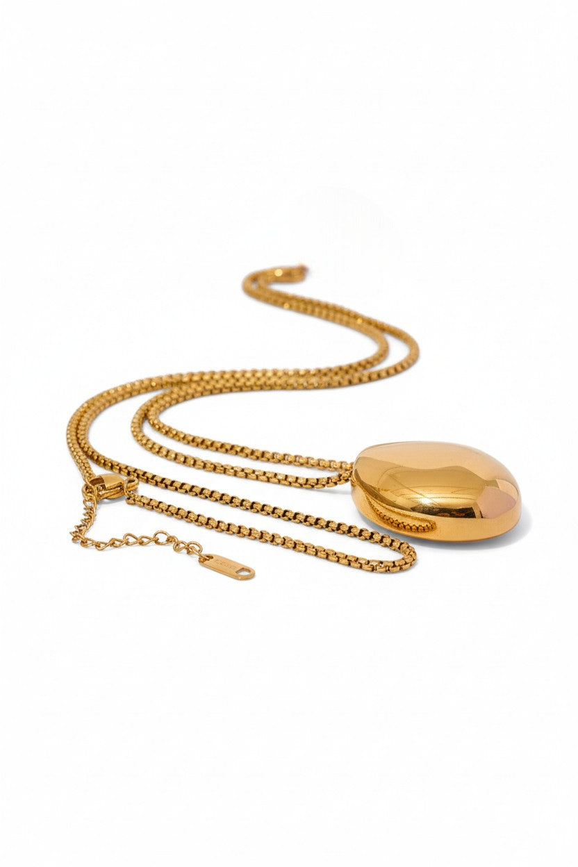 Oval Pendant Necklace