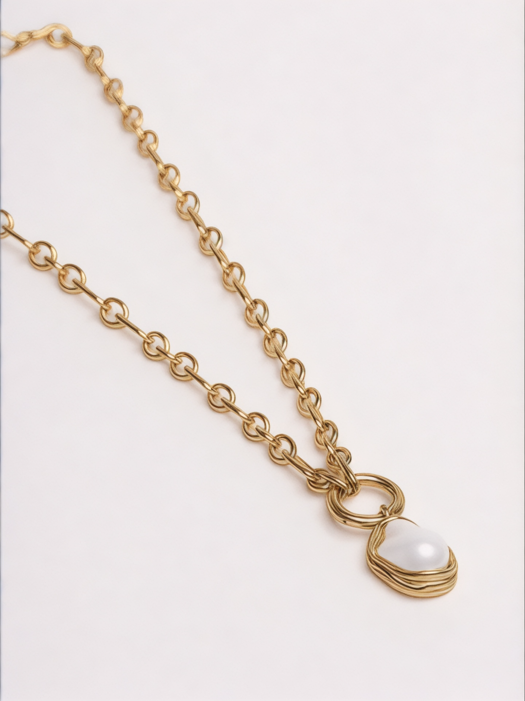 Baroque Pearl Pendant Necklace