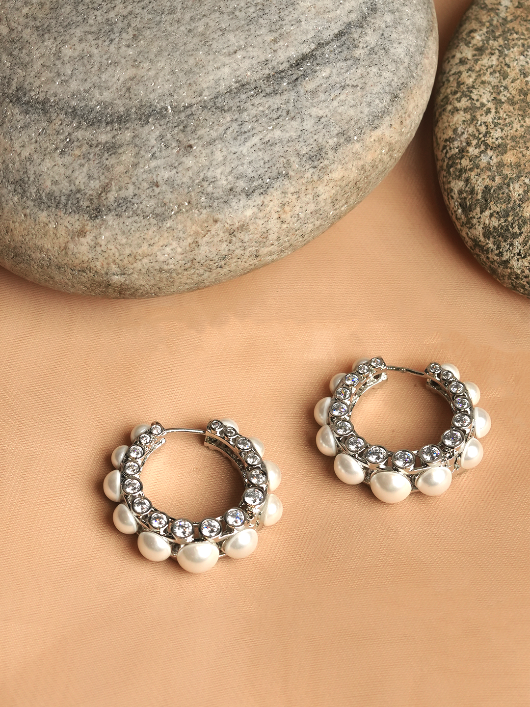 White Pearls AD Bali