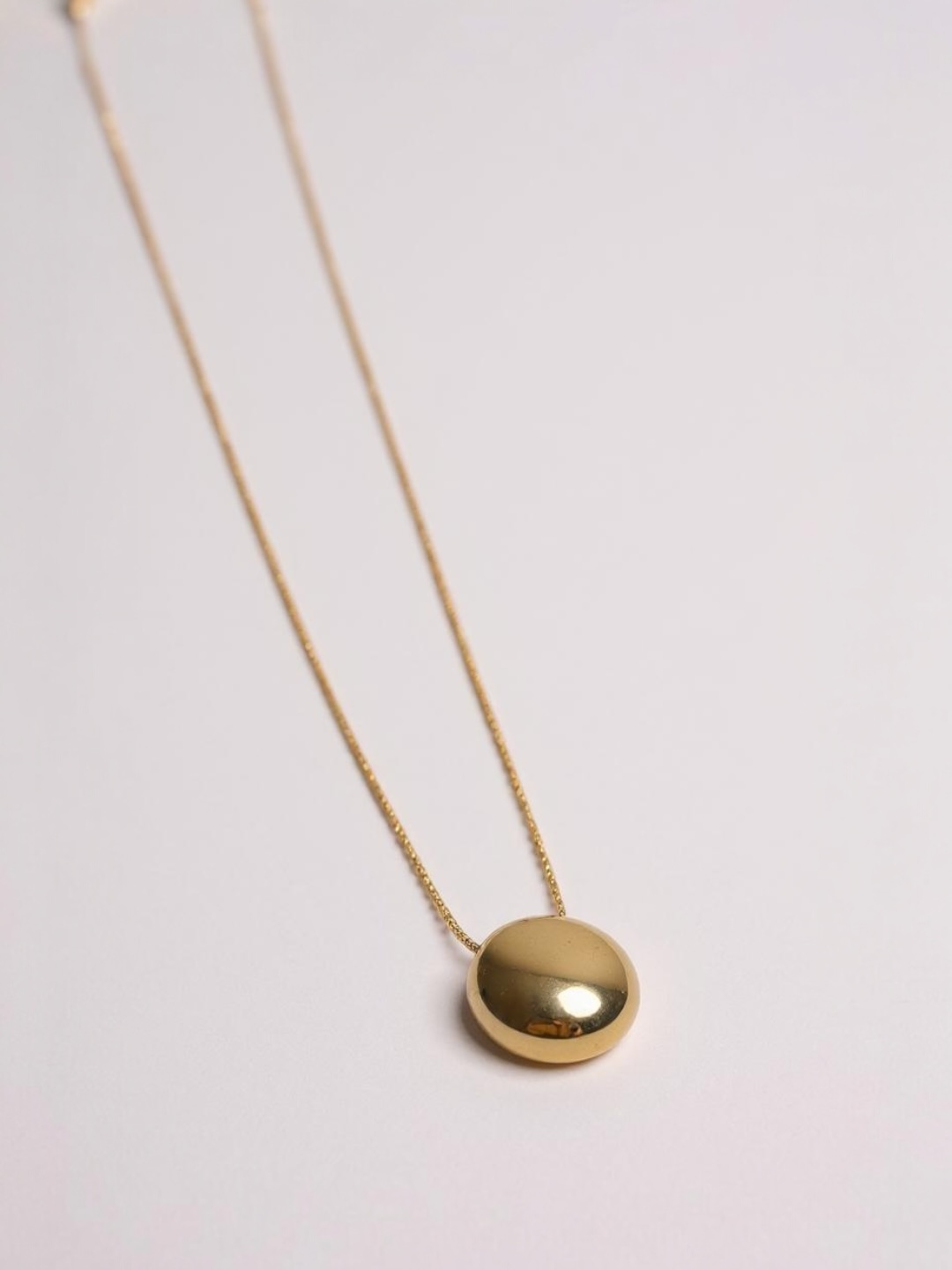 Oval Pendant Necklace