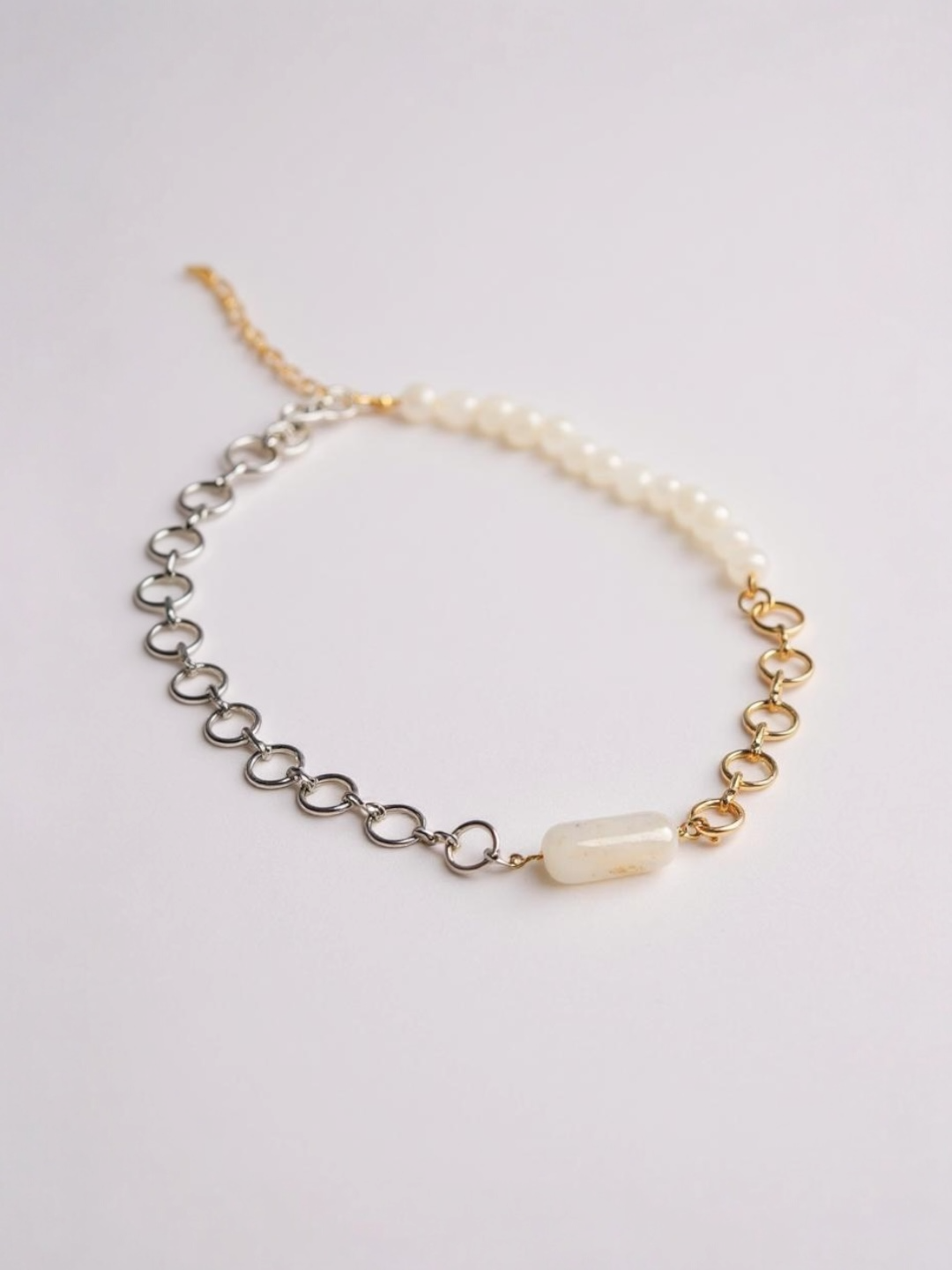 Two Tone Freshwater Pearl O-shaped Hollow Chain Necklace