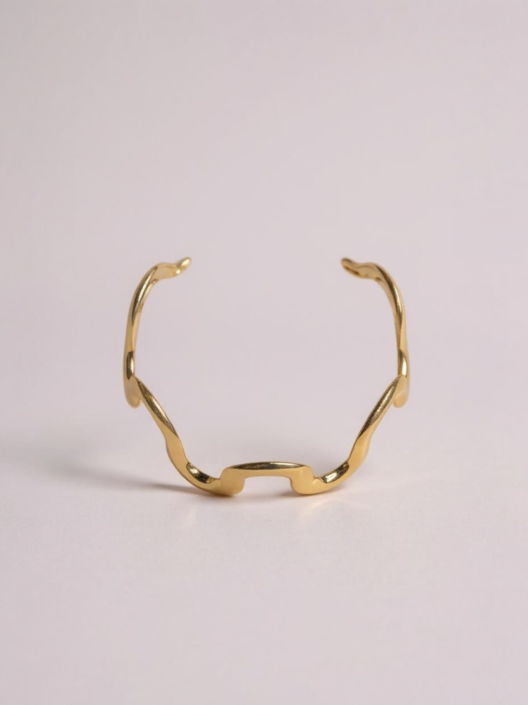 Curvy Bracelet