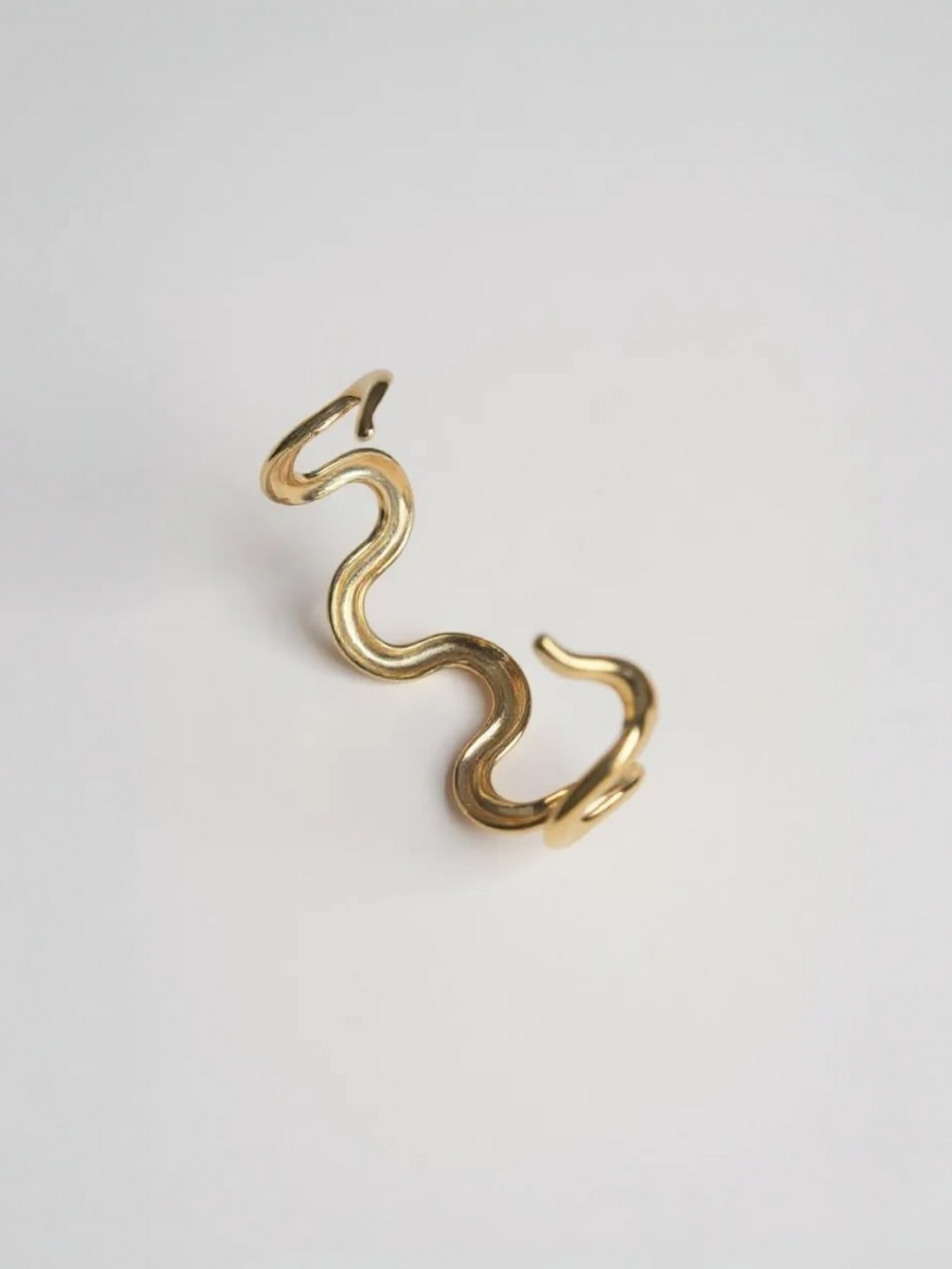 Curvy Bracelet