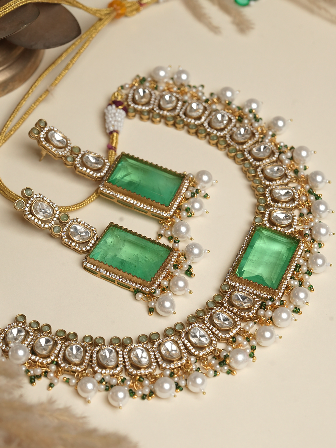 Designer Single Stone Kundan Necklace