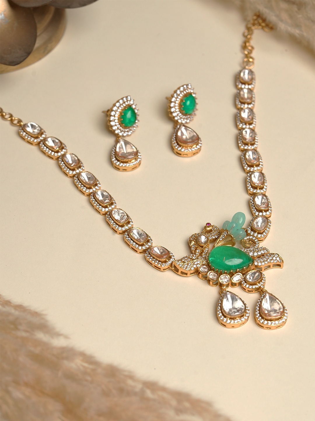 Premium Kundan Peacock Pendant Set