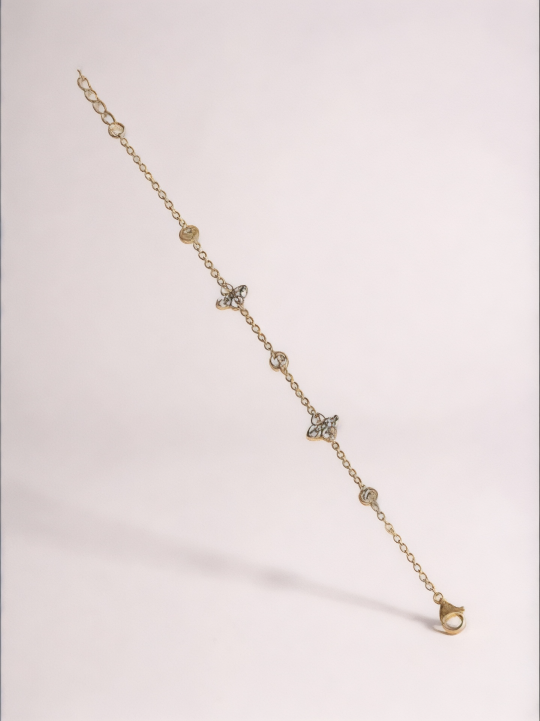 Shiny Zirconia Flower Bracelet