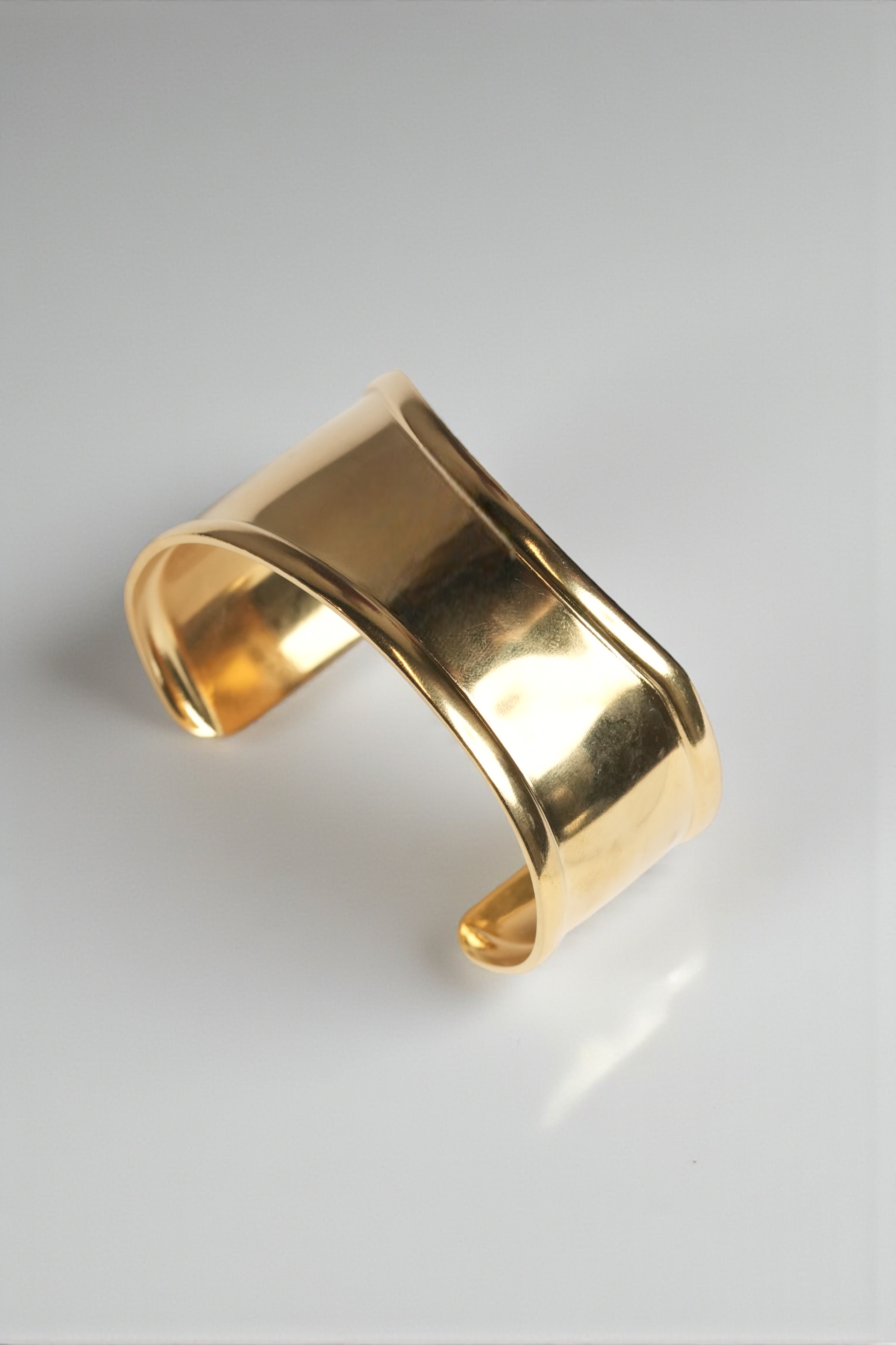V Gap Opening Irregular Shape Cuff Bangle