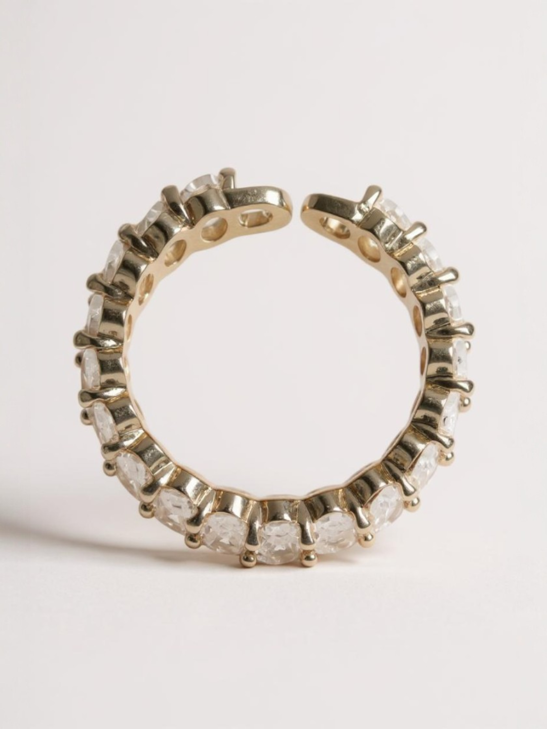 Zircon Classic Ring