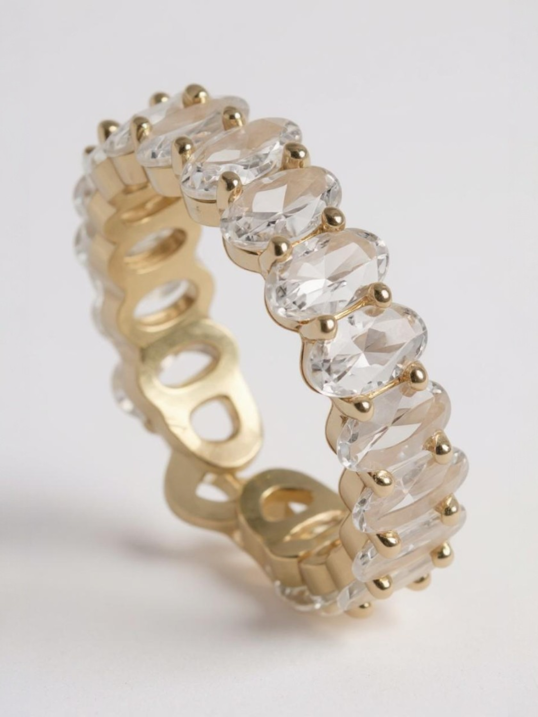 Zircon Classic Ring