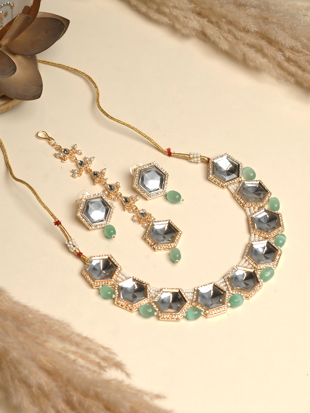 Small Kundan Choker