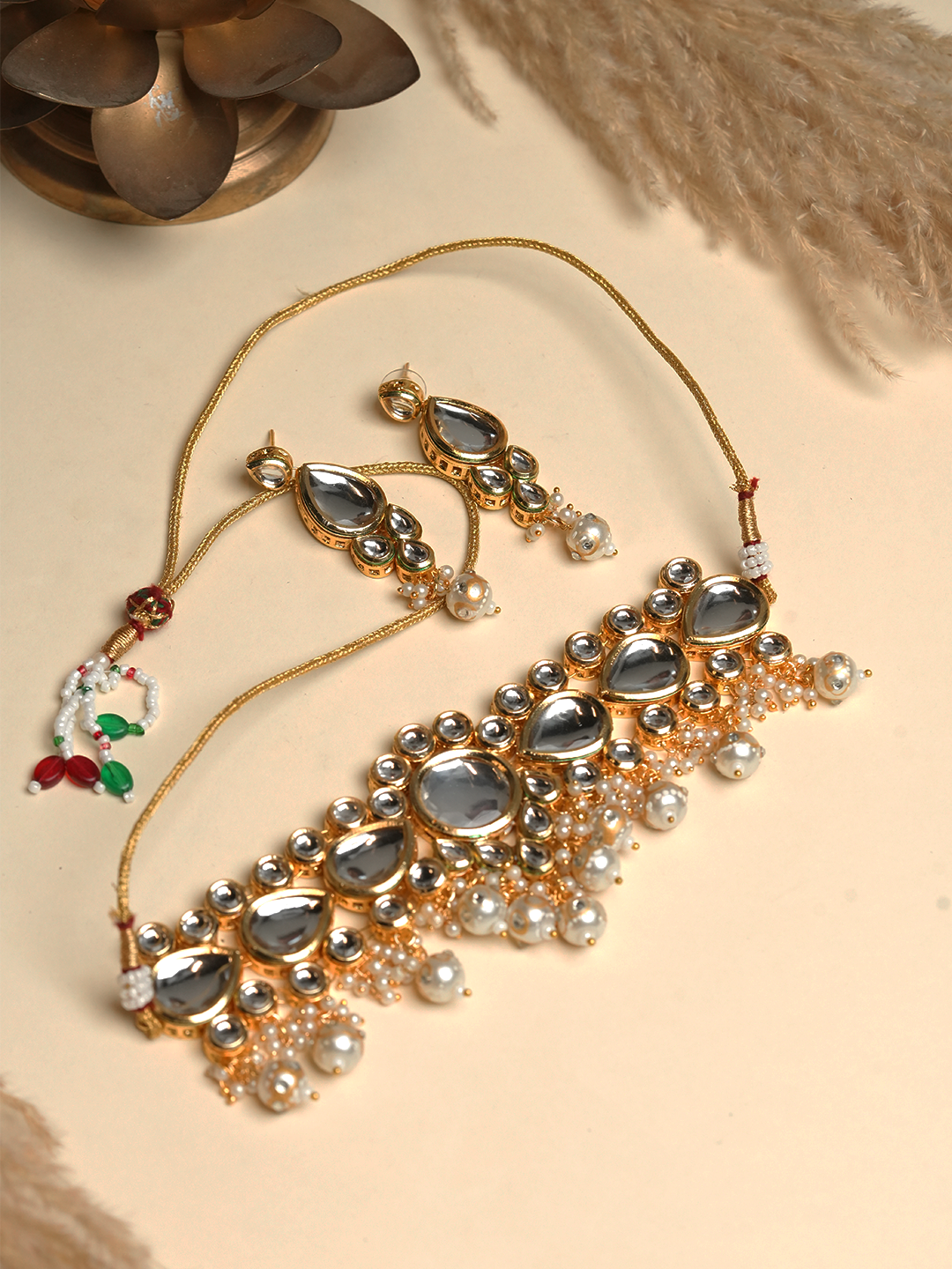 Plastic Kundan Choker