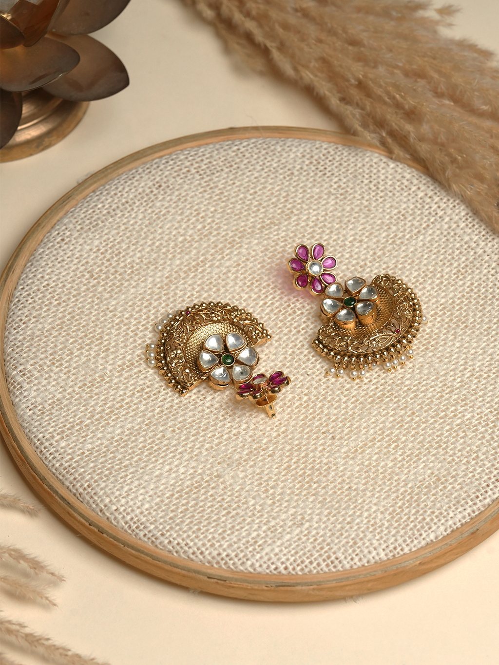 Antique Pink White Earrings