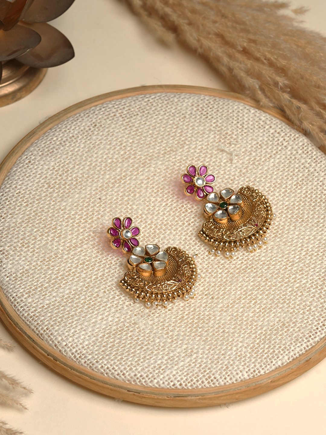 Antique Pink White Earrings