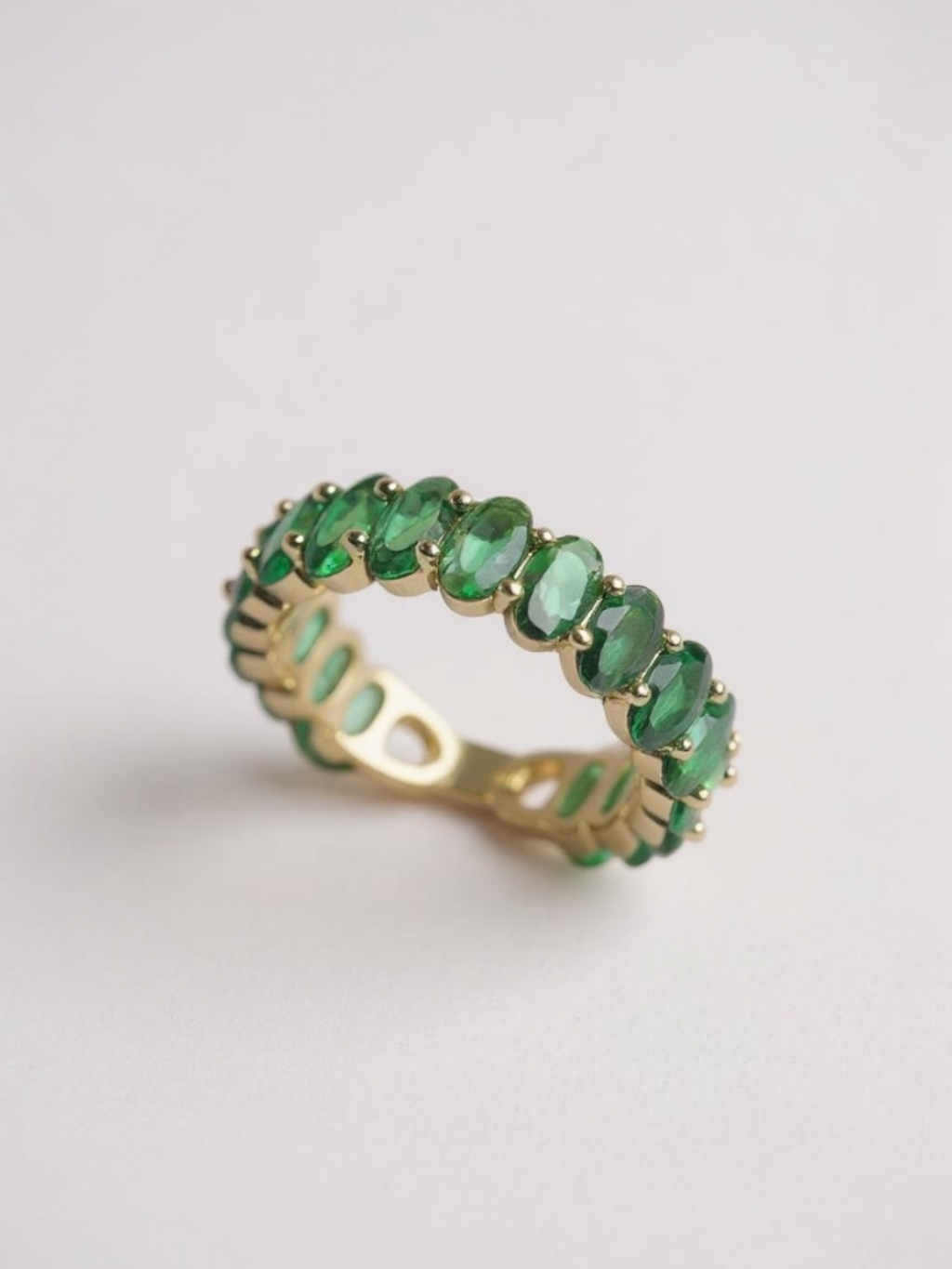 Zircon Classic Ring