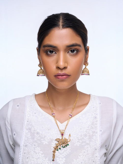 Beautiful Peacock Sleek Pendant Set