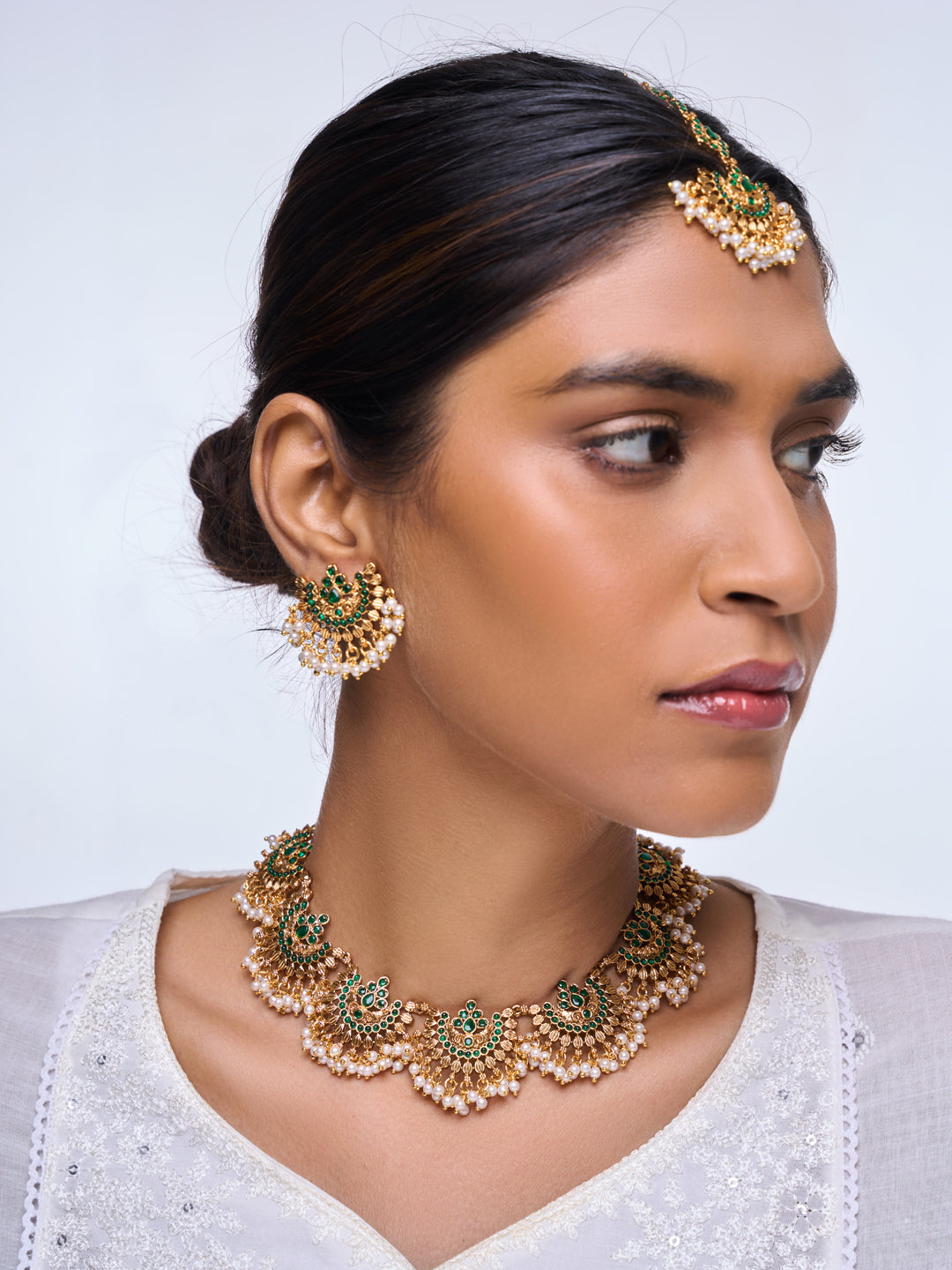 Designer Green Gold Polished Necklace