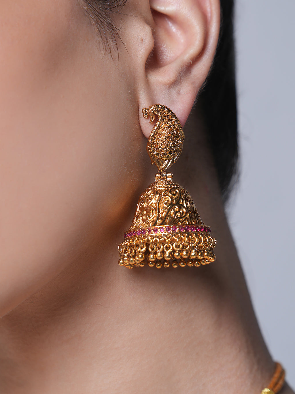 Beautiful Premium Krishna Pendant Set