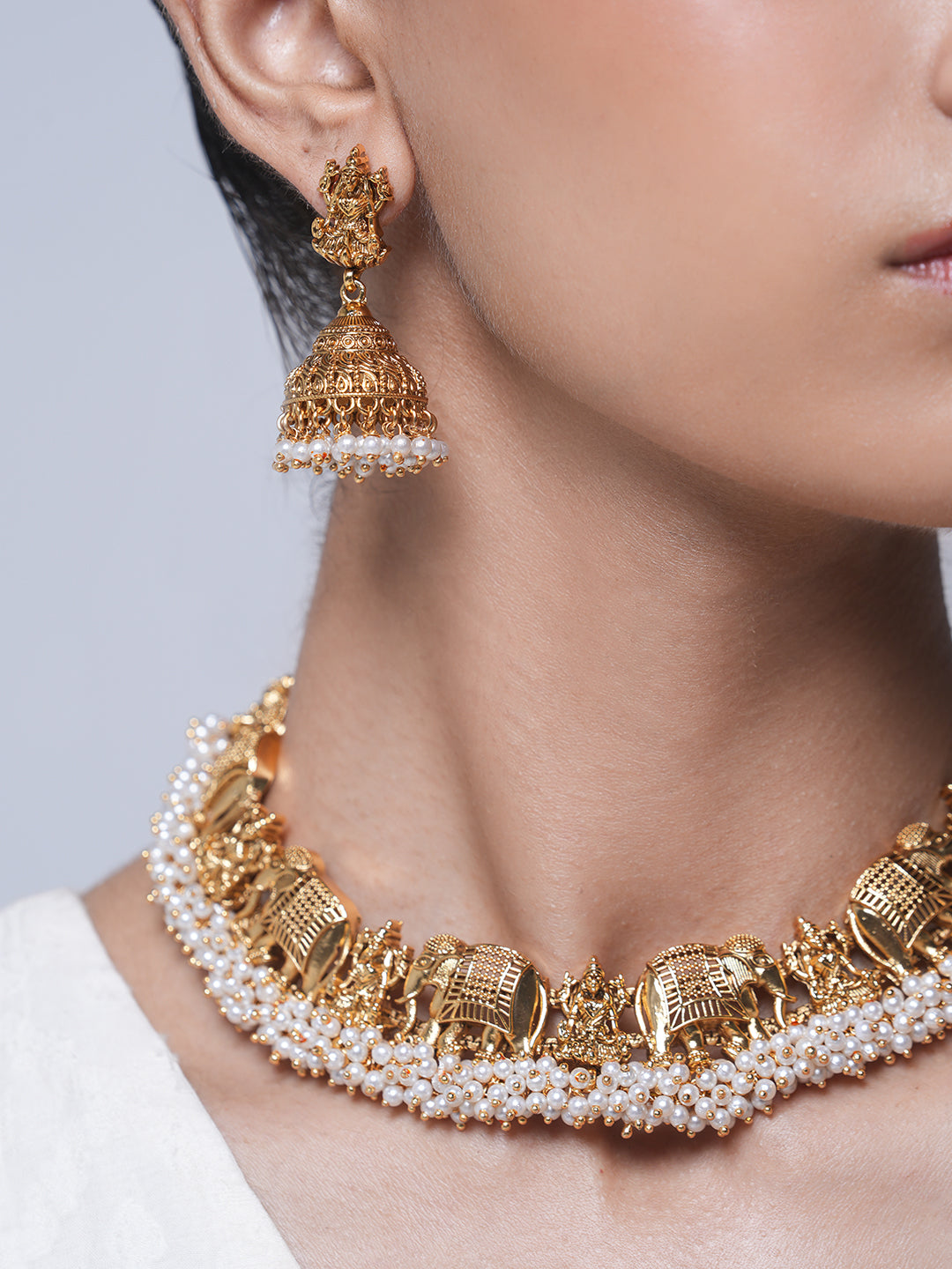 Antique Elephant Design Necklace