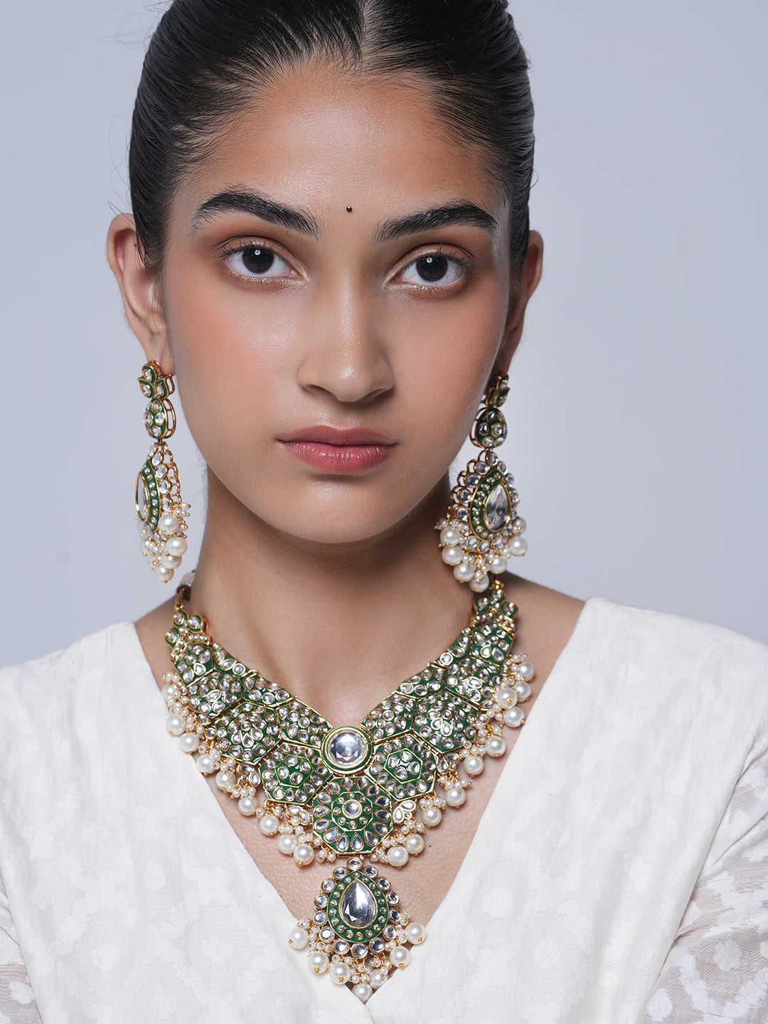 Heavy Kundan Necklace with White Stones