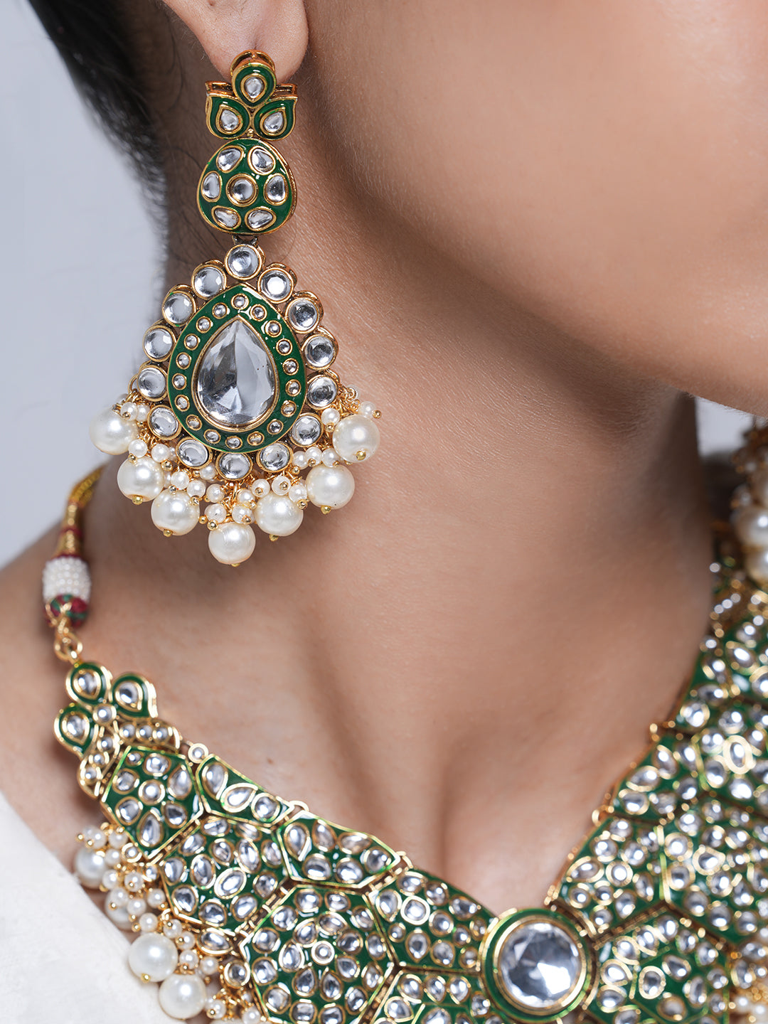 Heavy Kundan Necklace with White Stones