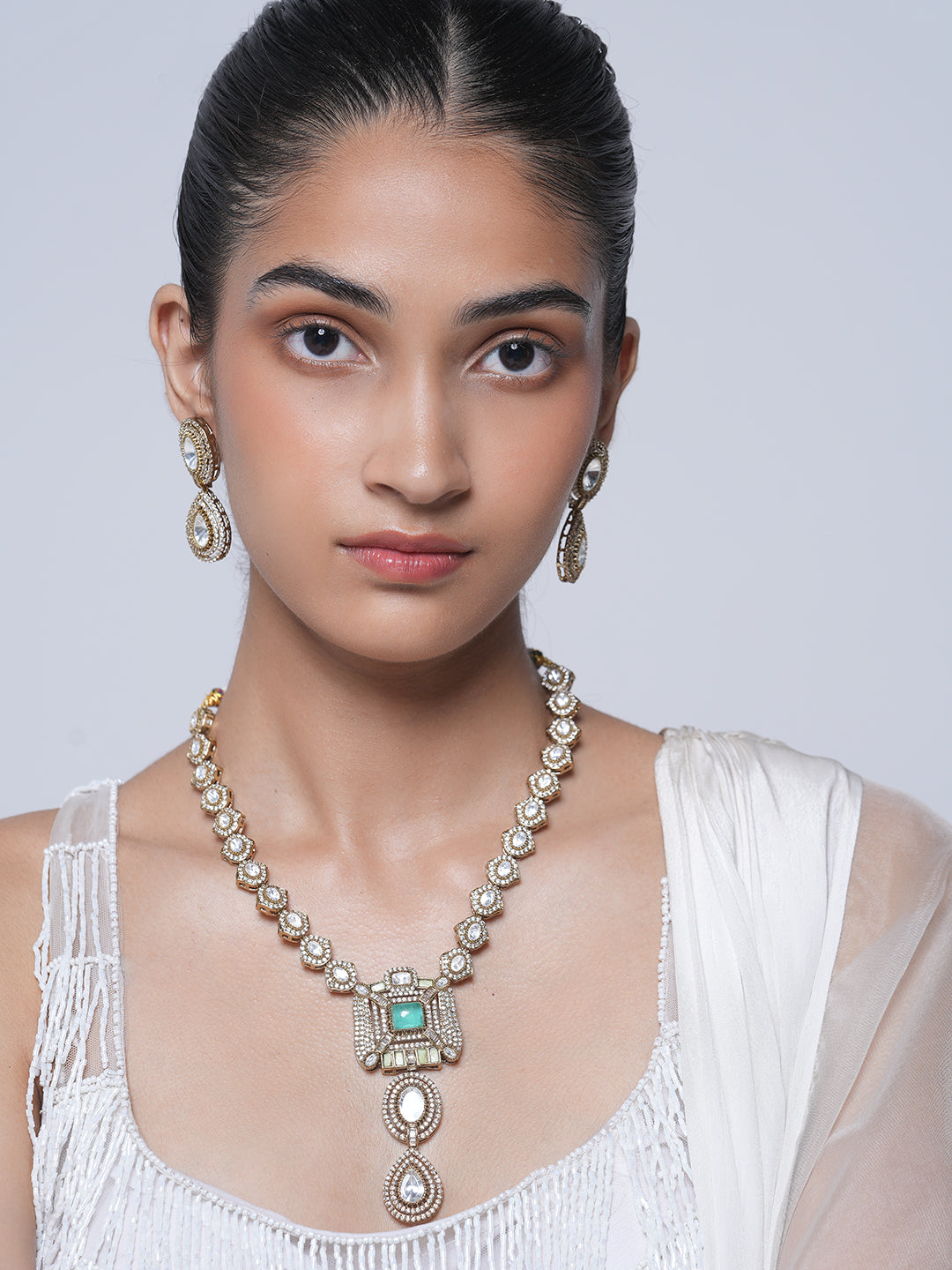 Long Mehendi Polish Kundan Pendant Set